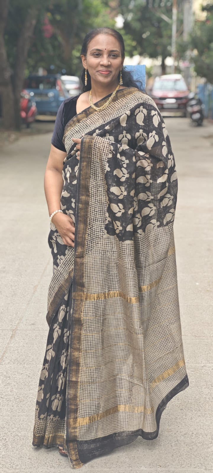 Hand Block Printed Maheshwari silk cotton saree