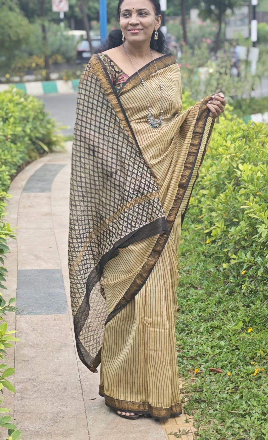 Hand Block Printed Maheshwari silk cotton saree