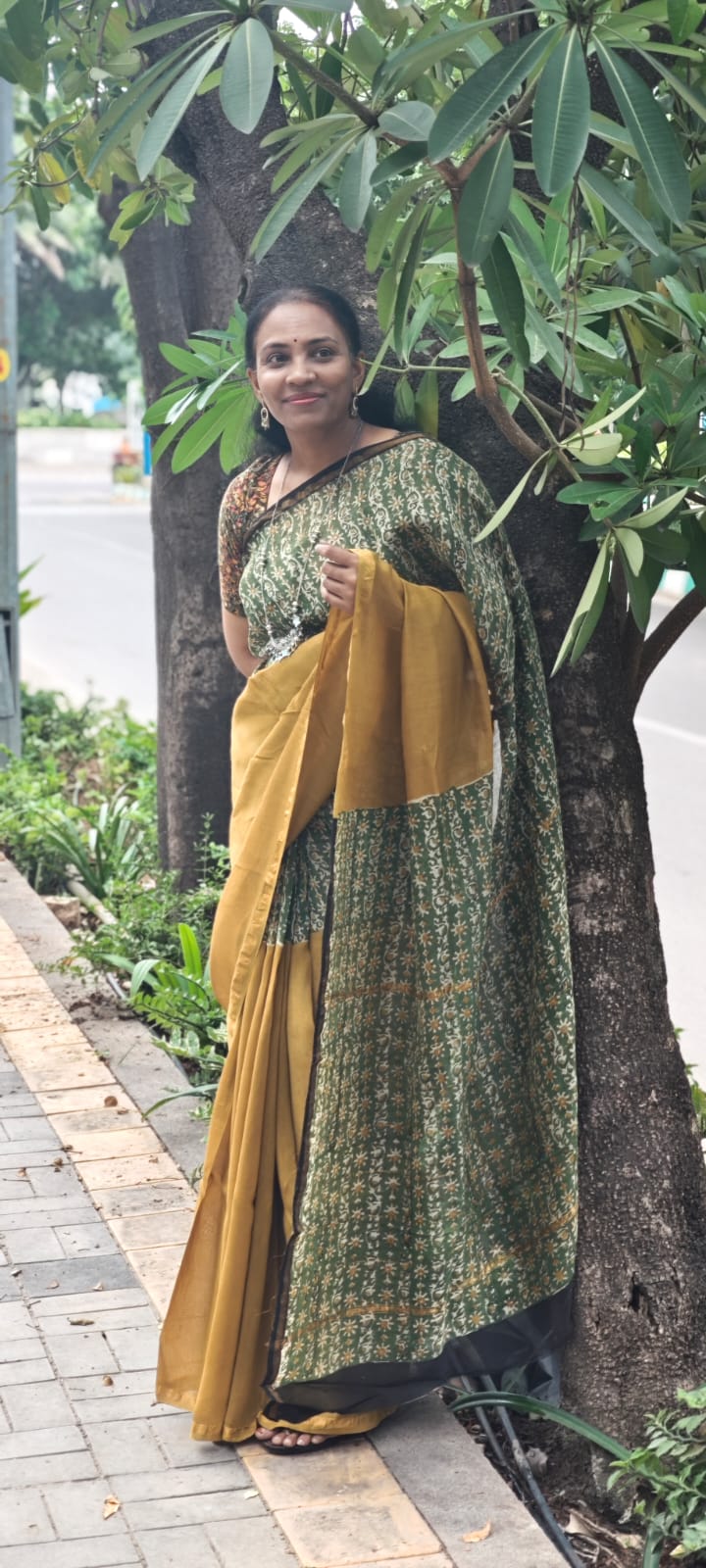 Hand Block Printed Maheshwari silk cotton saree