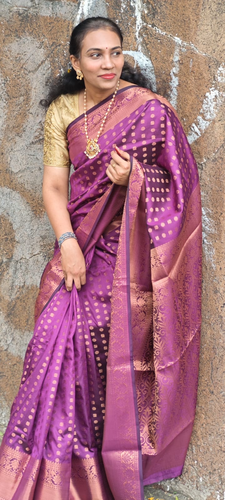 Magenta Semi- Kanchipuram silk saree