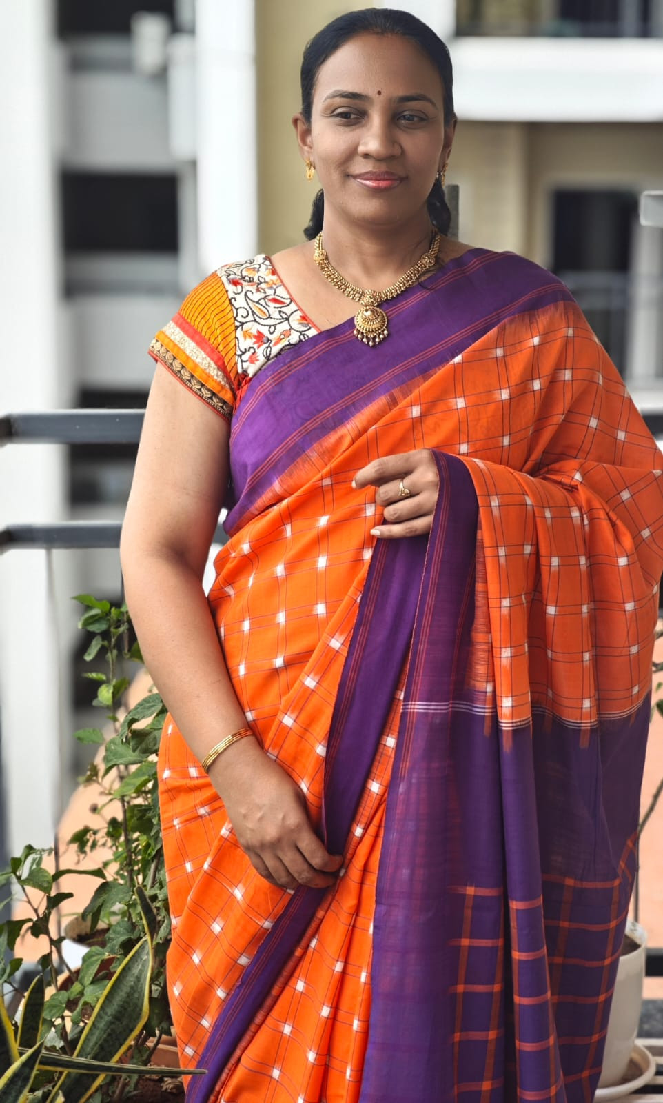 Handwoven Ikkat Pochampally Cotton Saree