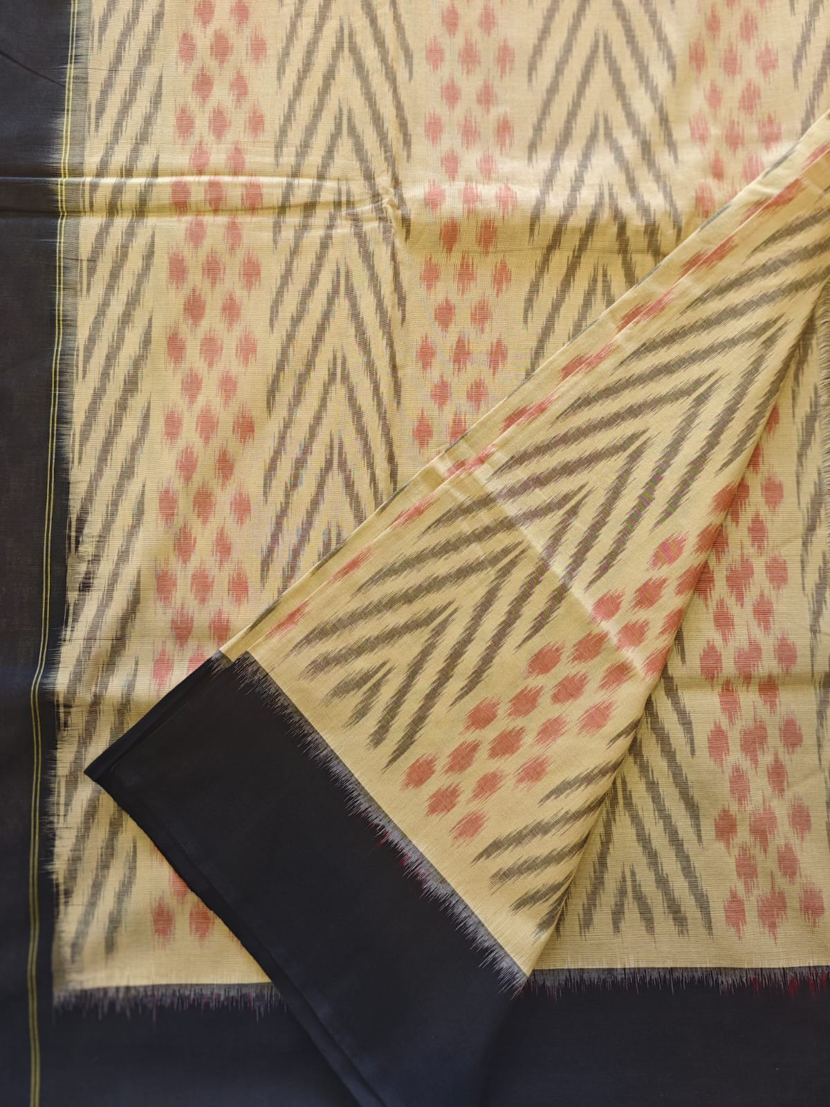 Handwoven Ikkat Pochampally Cotton Saree