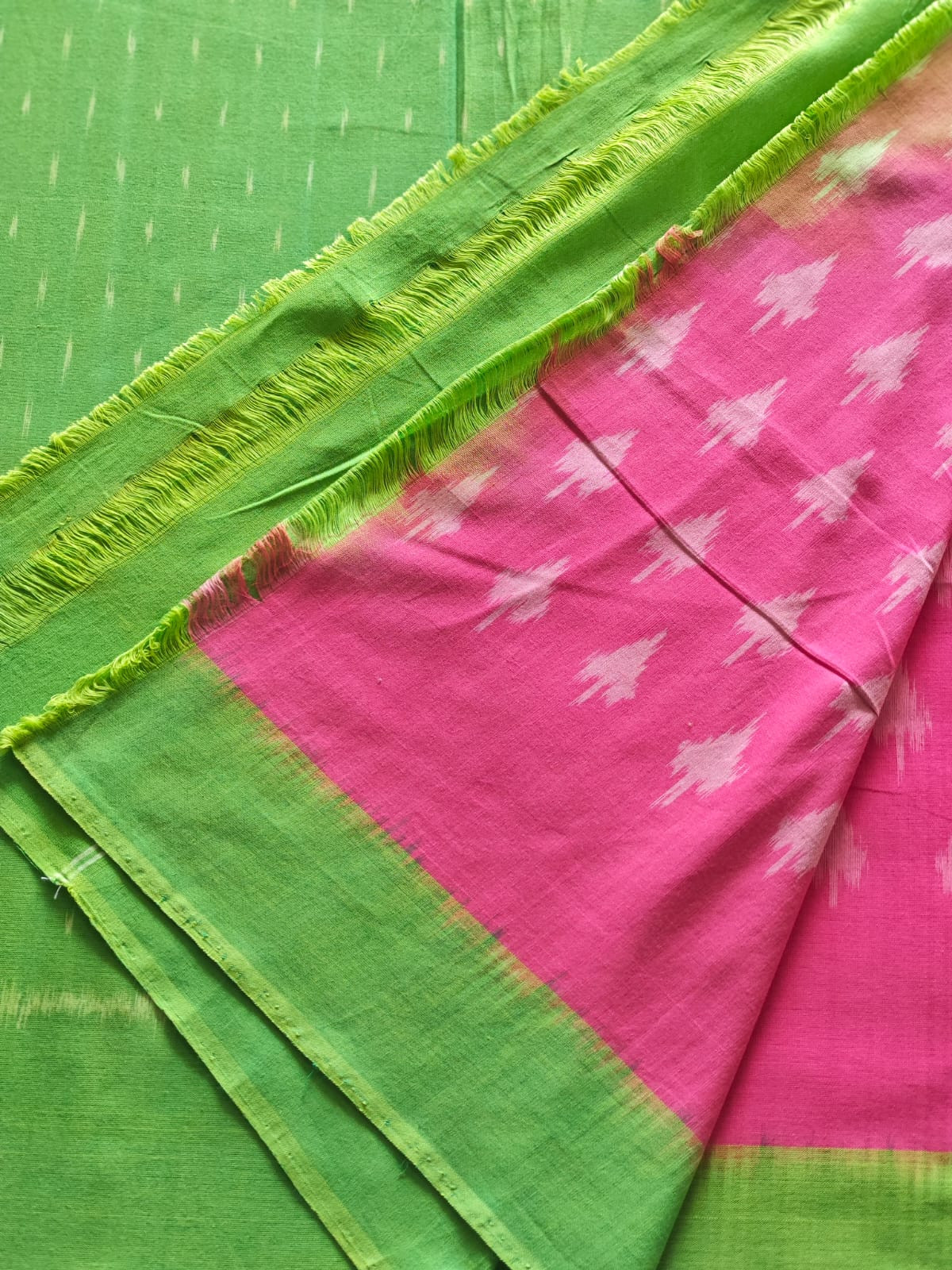 Handwoven Ikkat Pochampally Cotton Saree