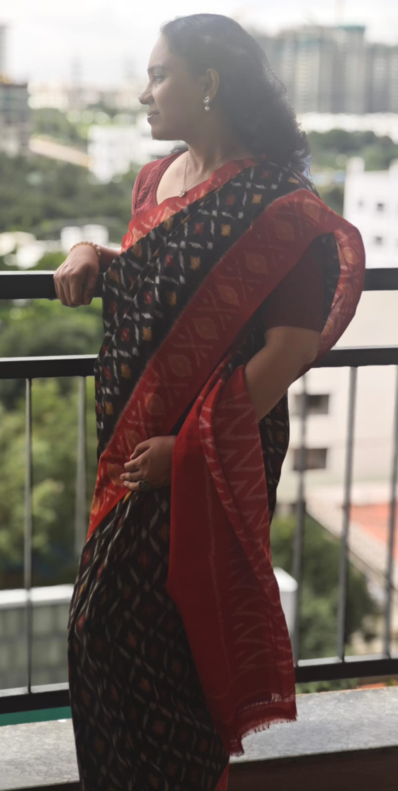 Handwoven Ikkat Pochampally Cotton Saree