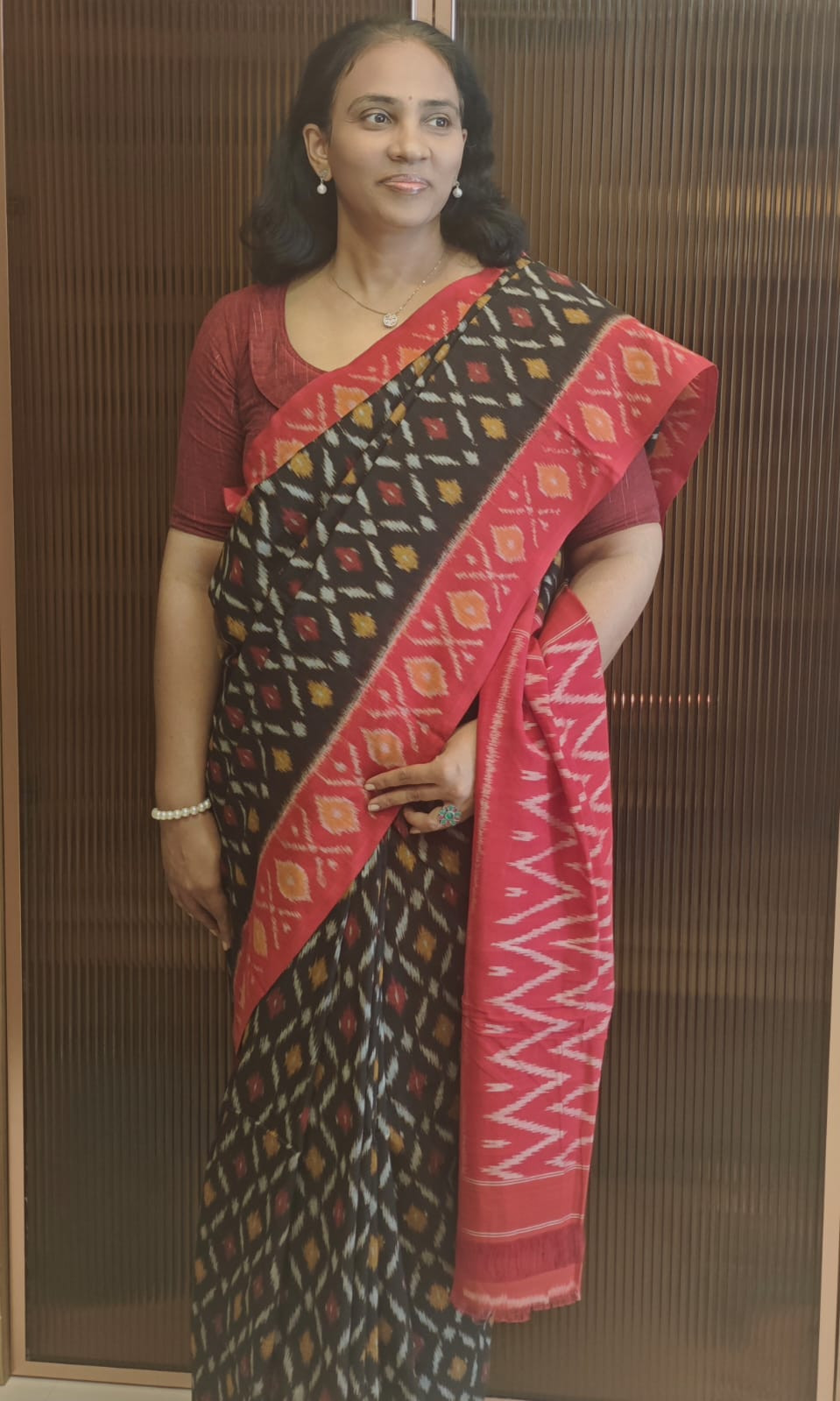 Handwoven Ikkat Pochampally Cotton Saree