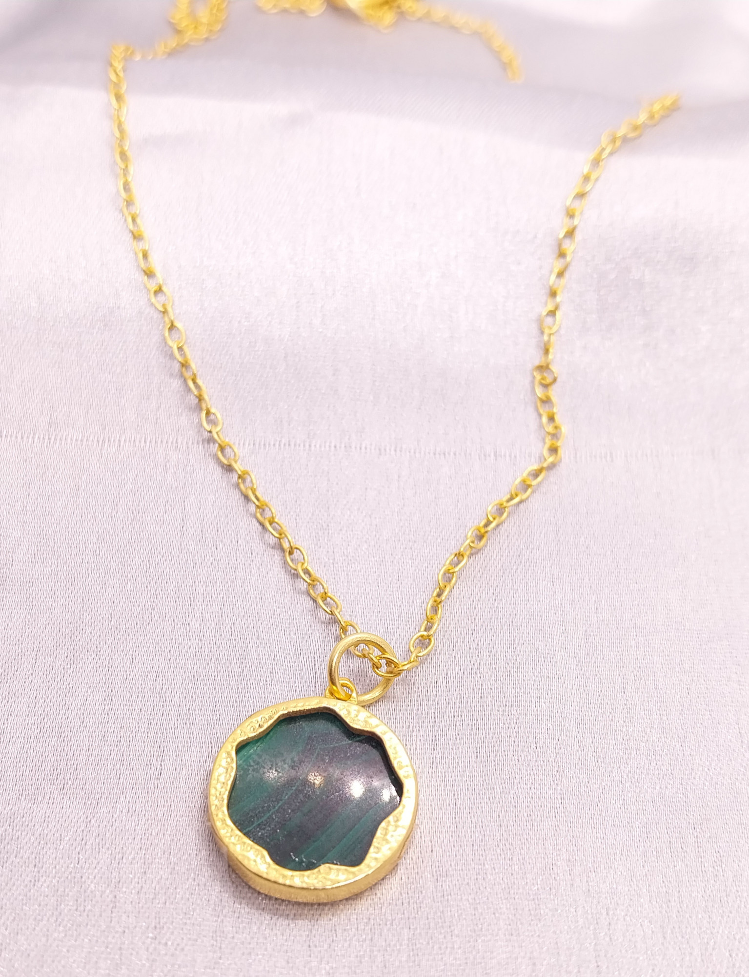 VATAVE 18k GOLD PLATED BRASS JEWELRY NECKLACE WITH MALCHITE GEMSTONE