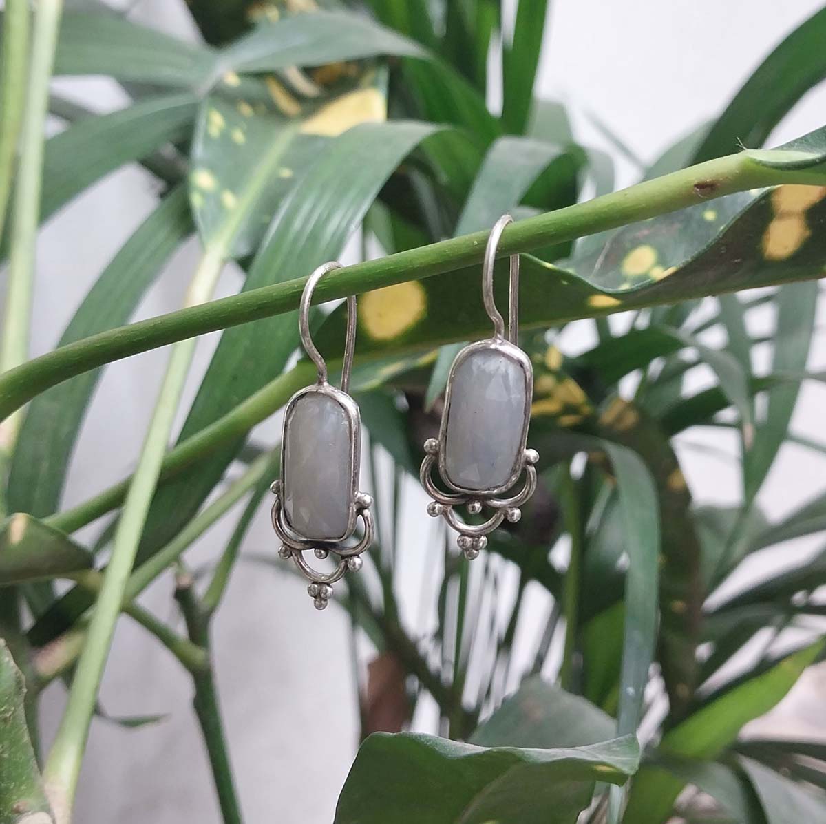 Vatave 925 Silver Earring With Grey Color Real Gemstone