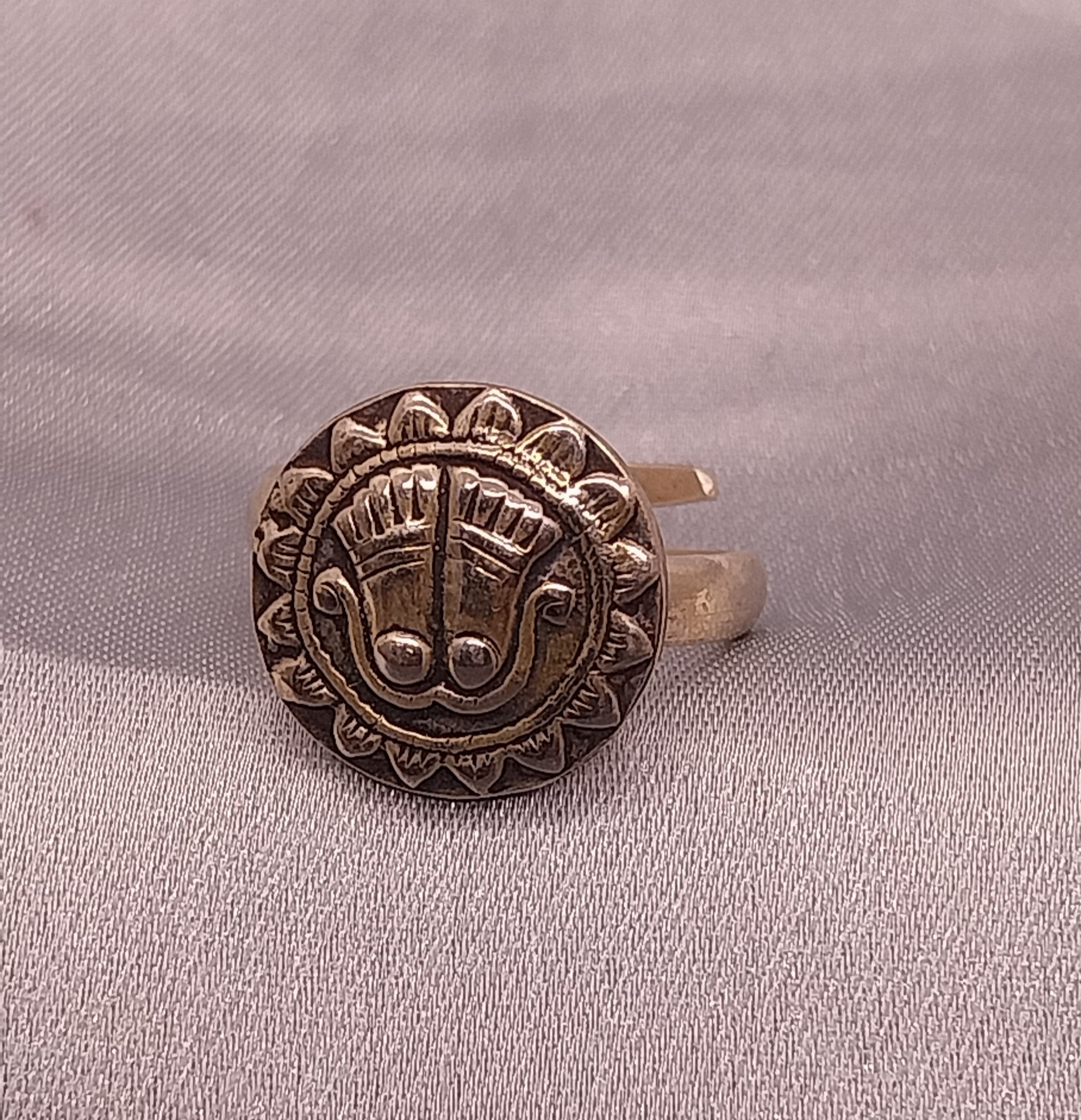 VATAVE 925SILVR DESIGNER RING LAXMIJI FEET FOR GIRLS AND WOMEN