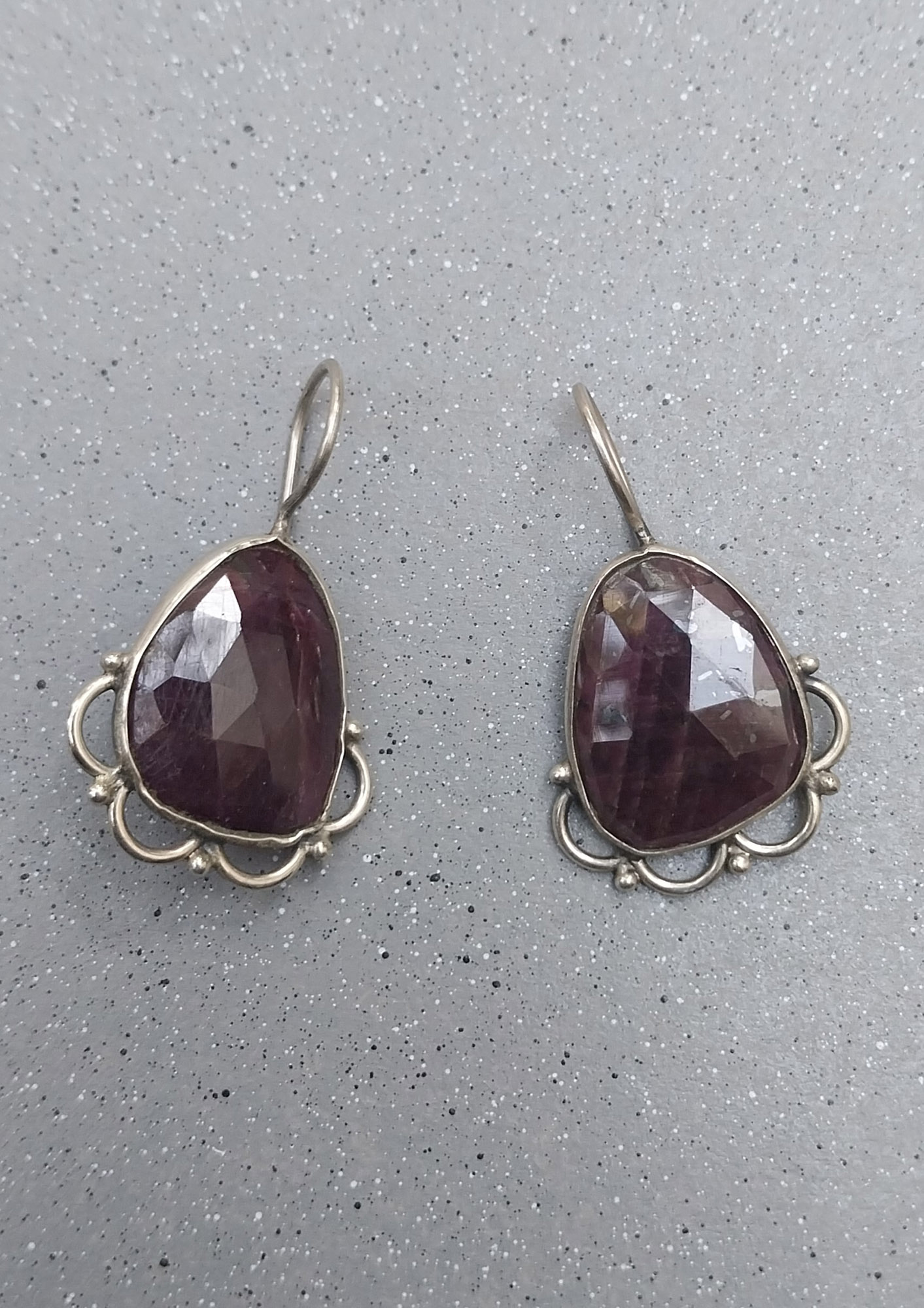 Vatave 925 Silver Earring With Pear Shape Gemstones