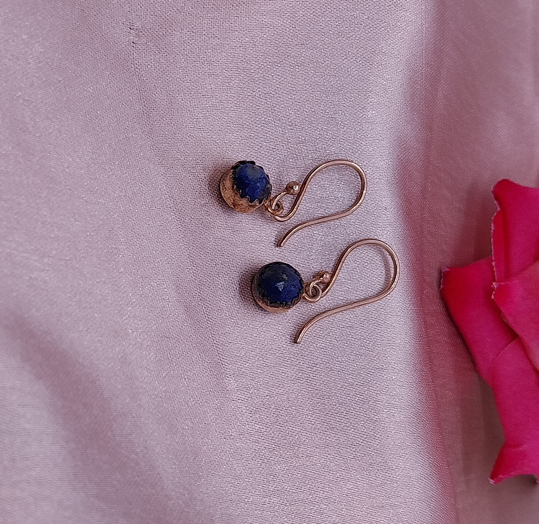VATAVE 925 SILVER EARRING WITH LAPIS GEMSTOE FOR GIRS DAILY USE IN ROSE GOLD POLISH