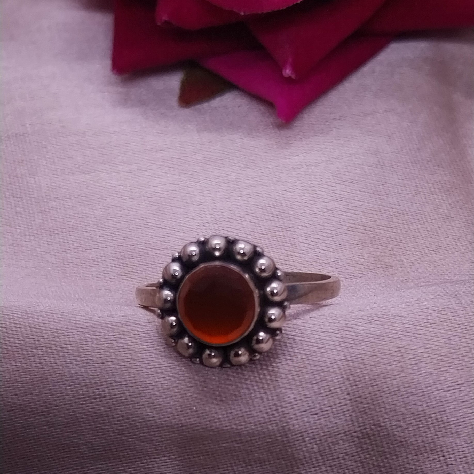 VATAVE 925 SILVER RING WITH CARNELIAN GEMSTONE WITH GIRLS AND LADIES