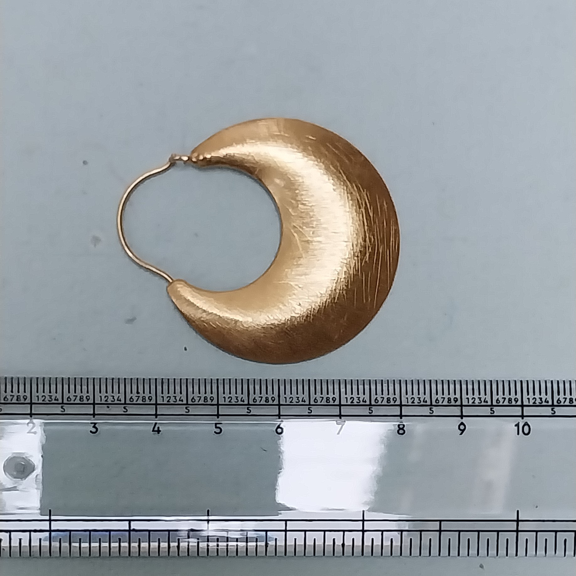 VATAVE 22k GOLD PLATED HALF CIRCLE BRASS EARRING FOR GIRLS AND WOMEN