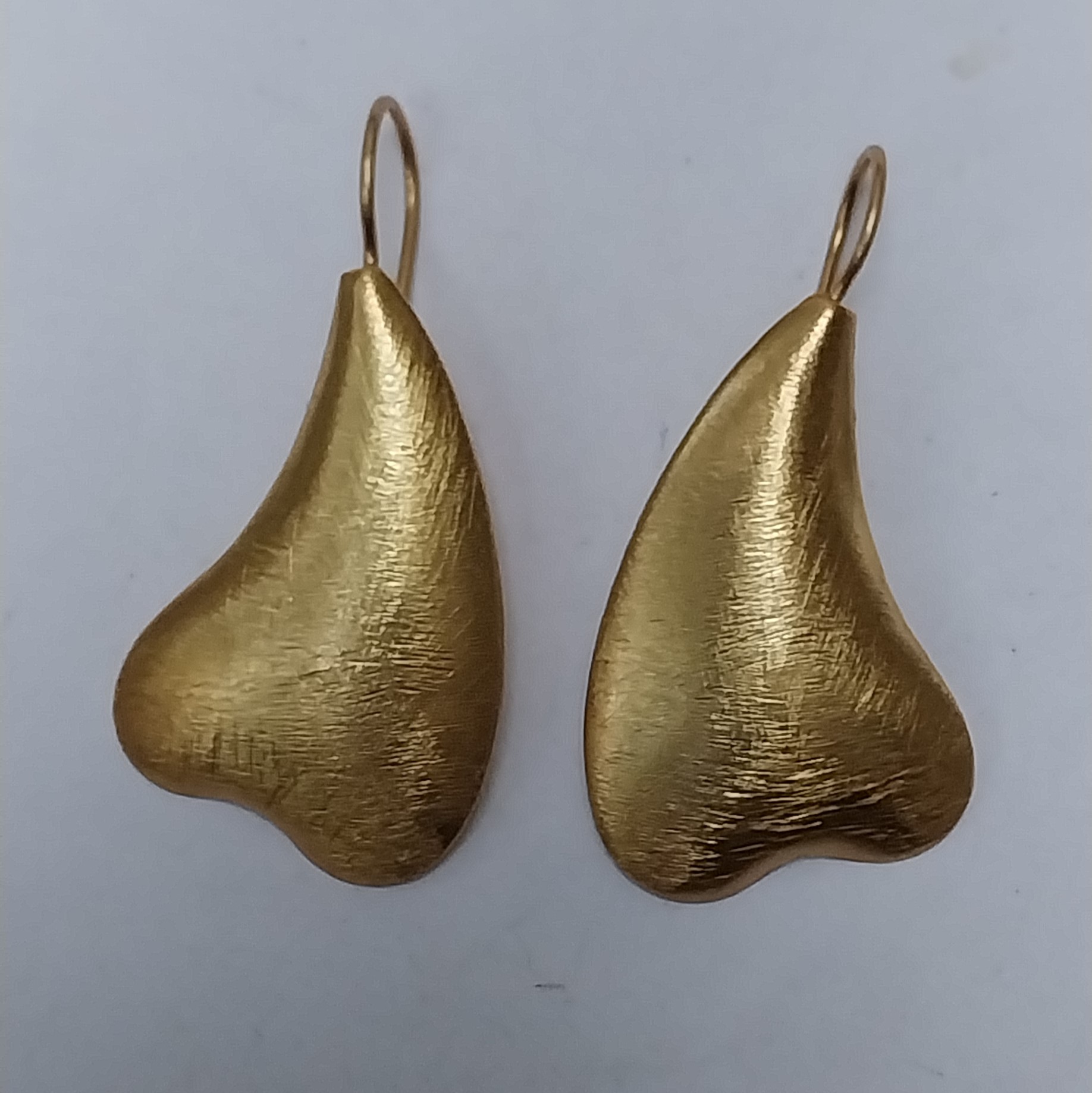 VATAVE HEART SHAPE 22k GOLD PLATED BRASS JEWELRY FOR LADIES AND WOMENS