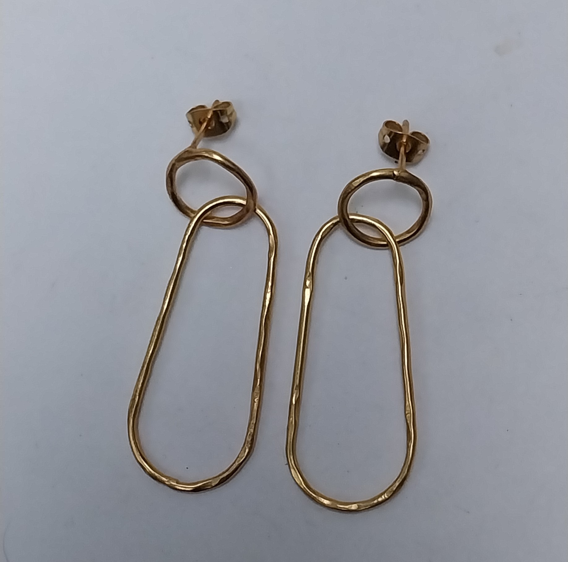 VATAVE 22k GOLD PLATED BRASS WIRE EARRING FOR ALL GIRLS AND LADIES