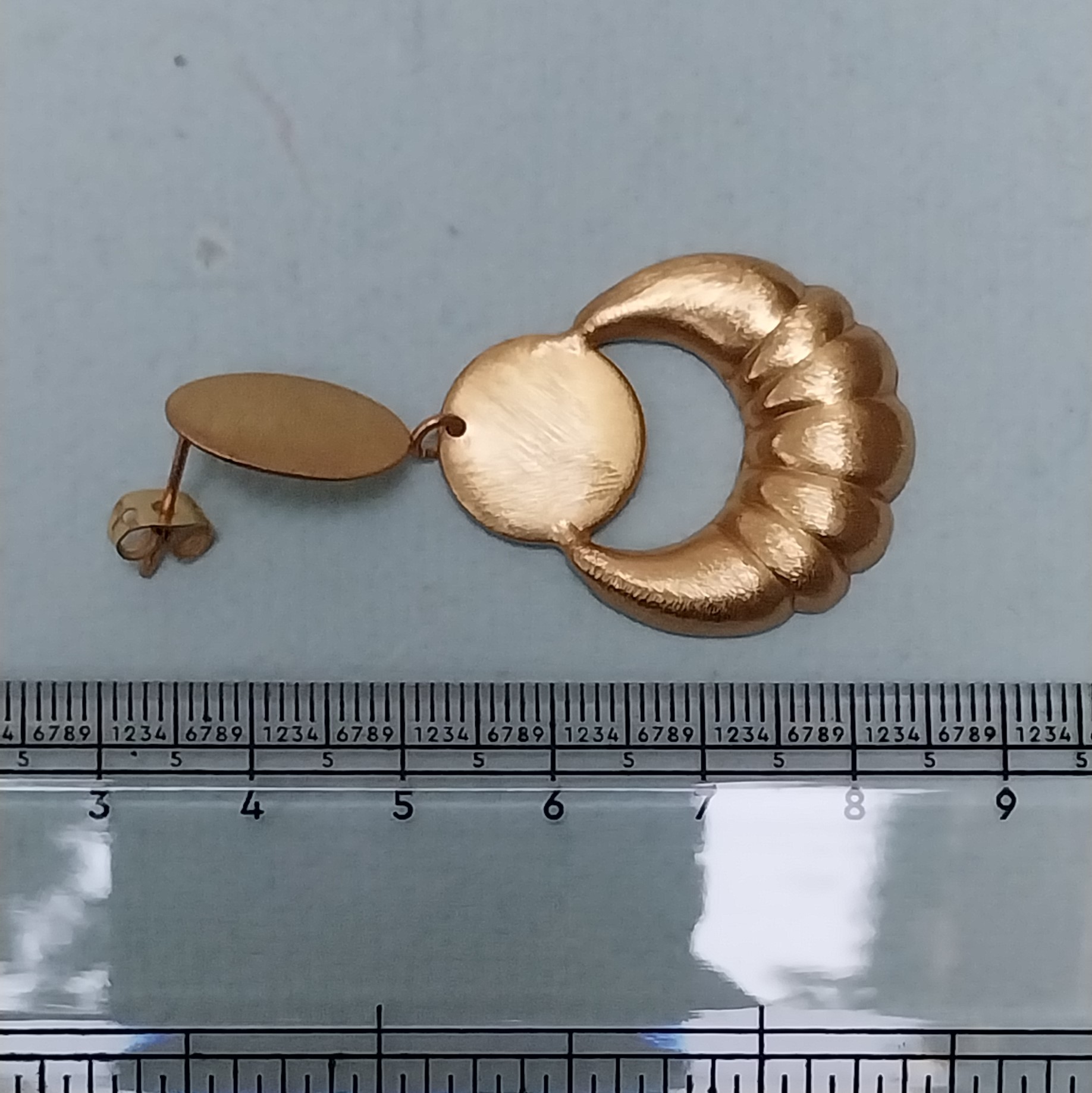 VATAVE FANCY SHAPE 22k GOLD PLATED BRASS EARRING FOR LADIES AND WOMENS