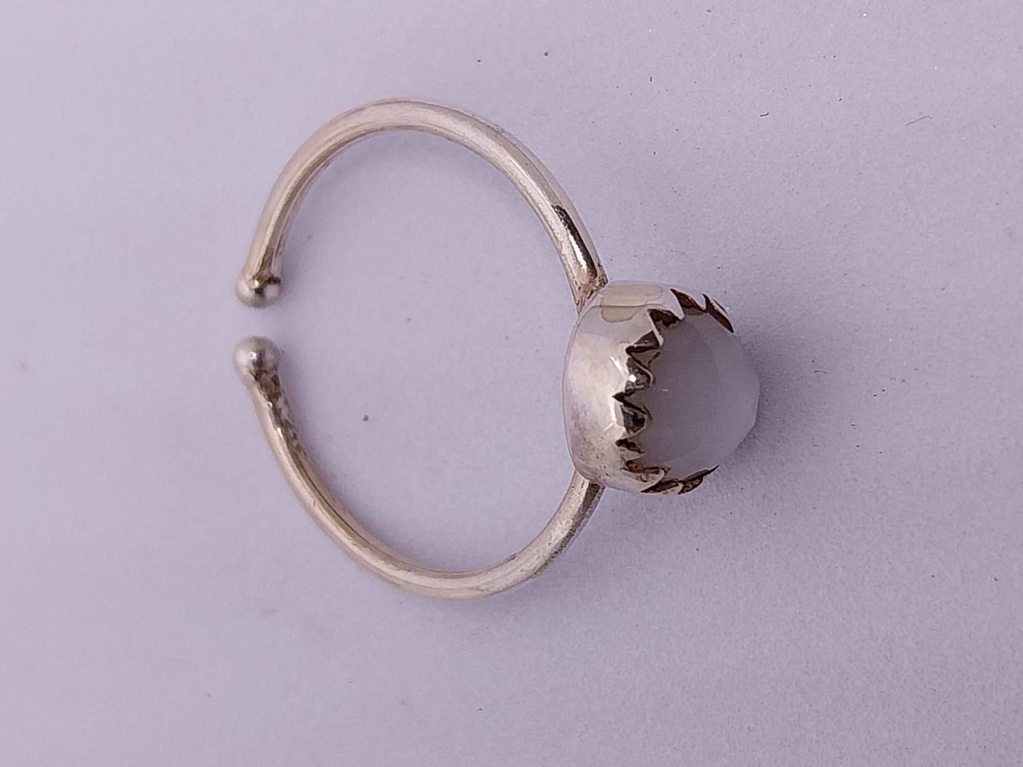 Vatave 925 Silver Ring with White Rainbow Moon Stone For Girls and Women