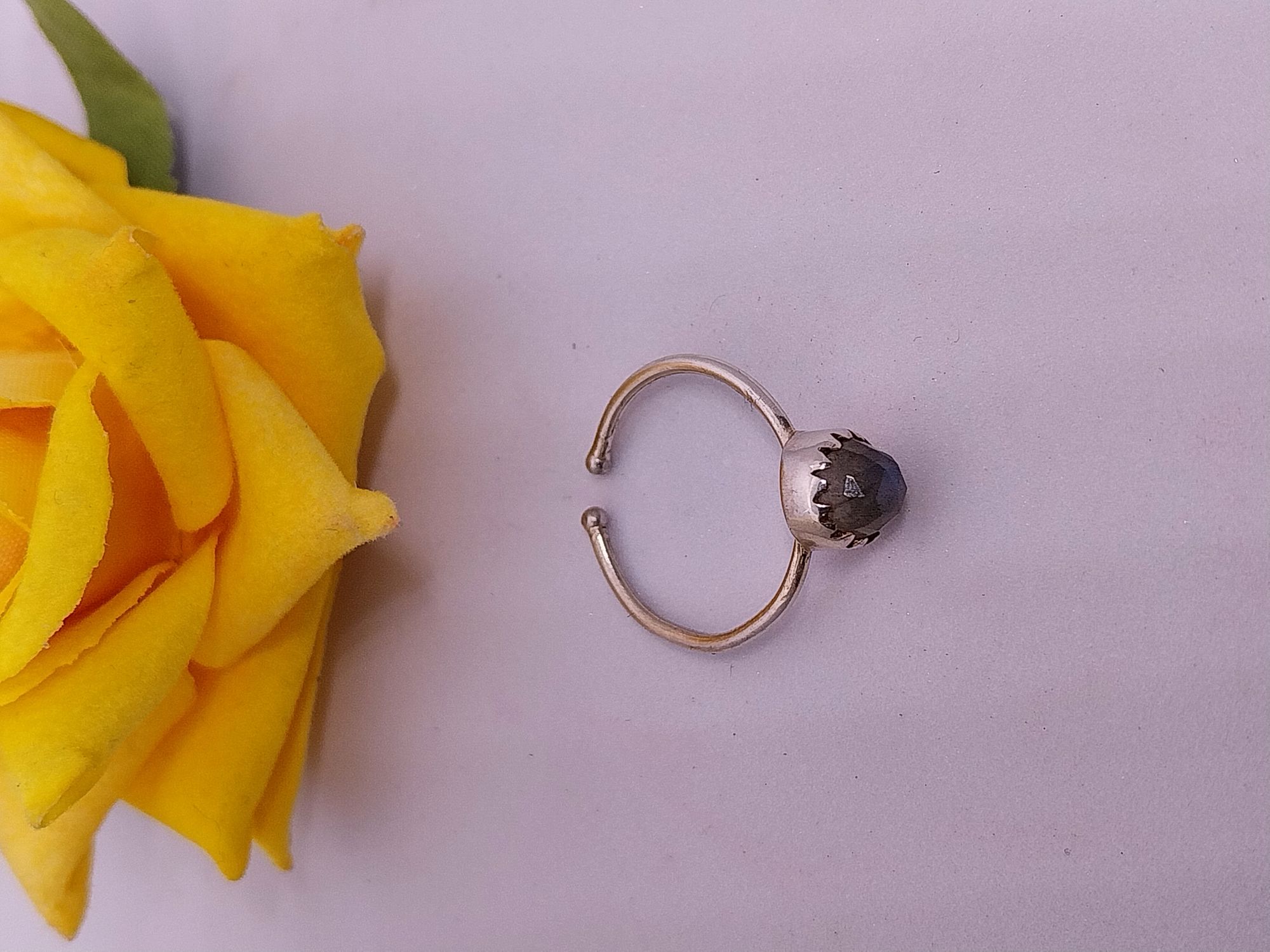 VATAVE 925 SILVER EARRING WITH ROUND SHAPE LABORIDE GEMSTONE FOR LADIES AND GIRLS