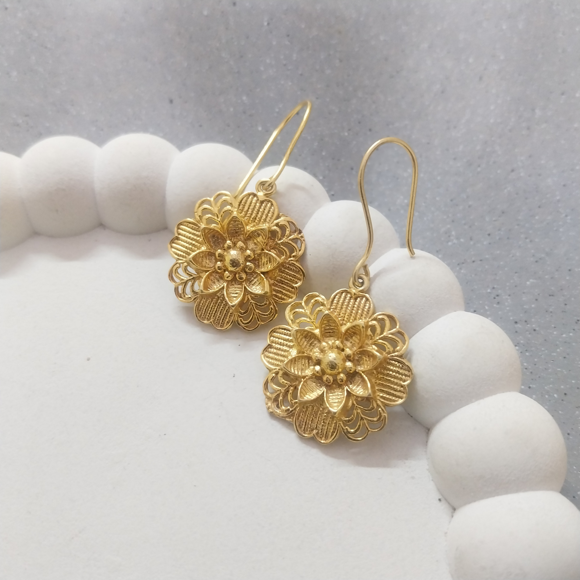 VATAVE 22k Gold Platted Brass Jewelry Earring For Girls