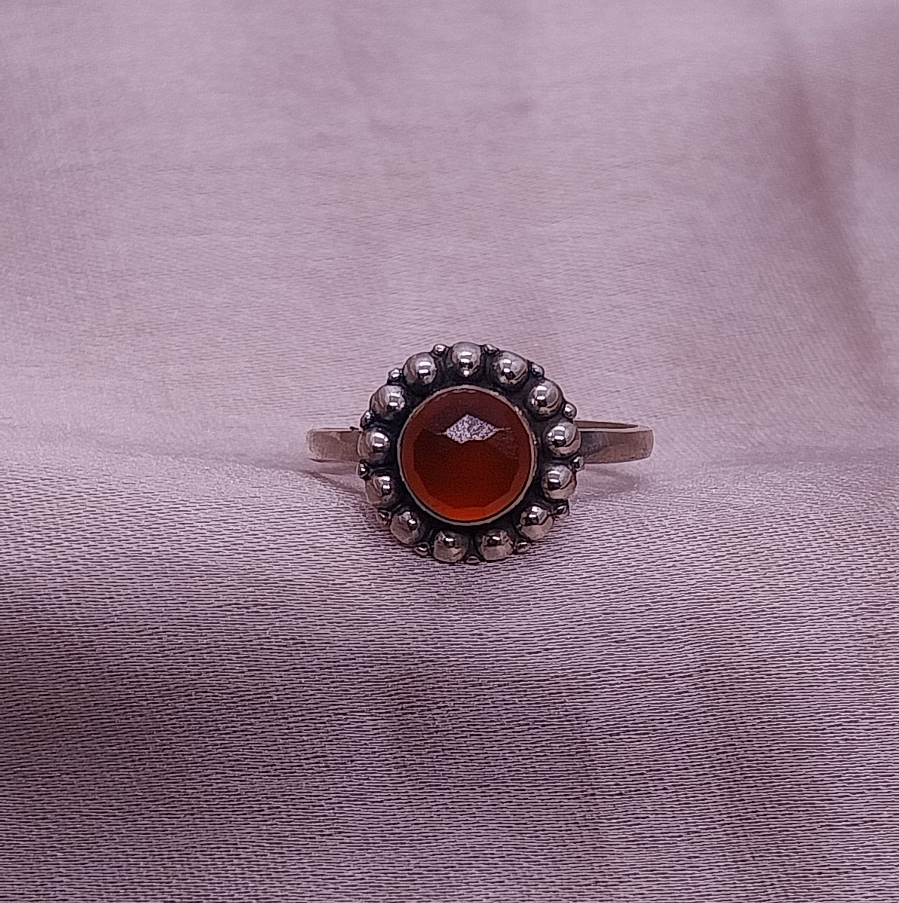 VATAVE 925 SILVER RING WITH CARNELIAN GEMSTONE WITH GIRLS AND LADIES