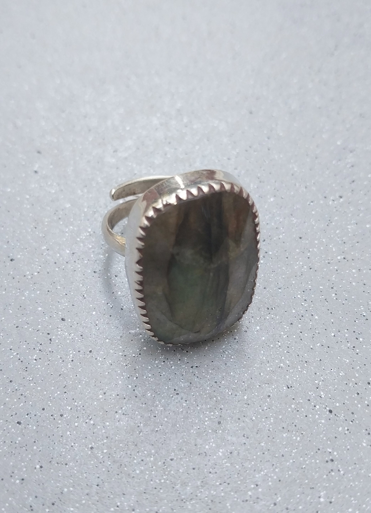 Vatave 925 Silver RIng With Rectangle shape Laboride Gemstone