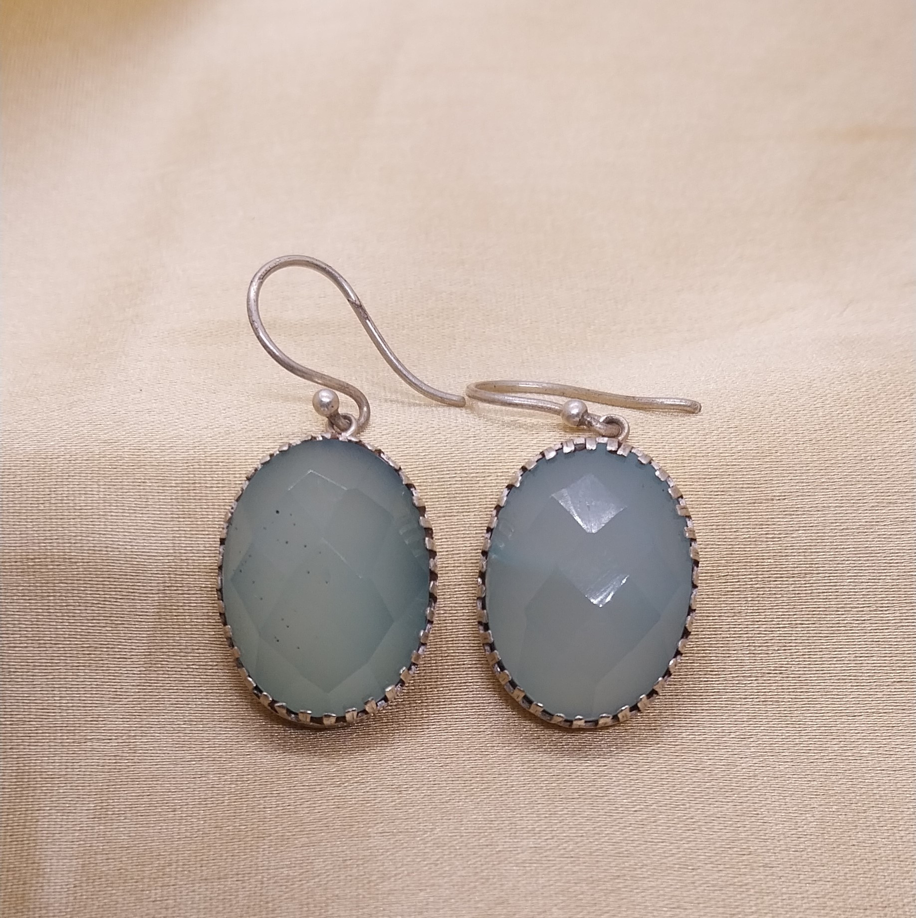 VATAVE 925 SILVER EARRING FOR SKY BLUE COLOR GEMSTONE FOR GIRLS AND WOMEN