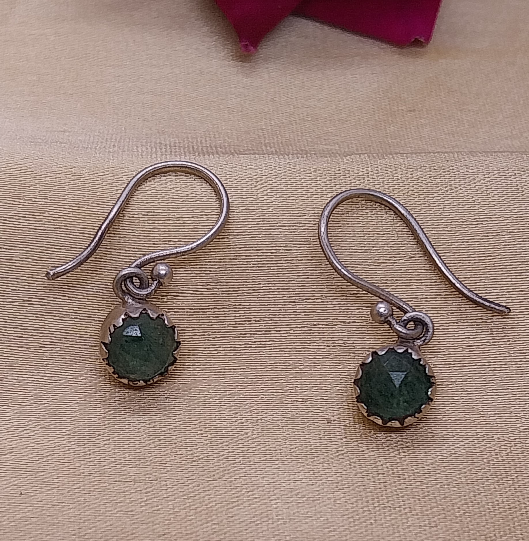 VATAVE 925 SILVER EARRING WITH GREEN AVENTURIAN GEMSTONE FOR GIRLS AND LADIES