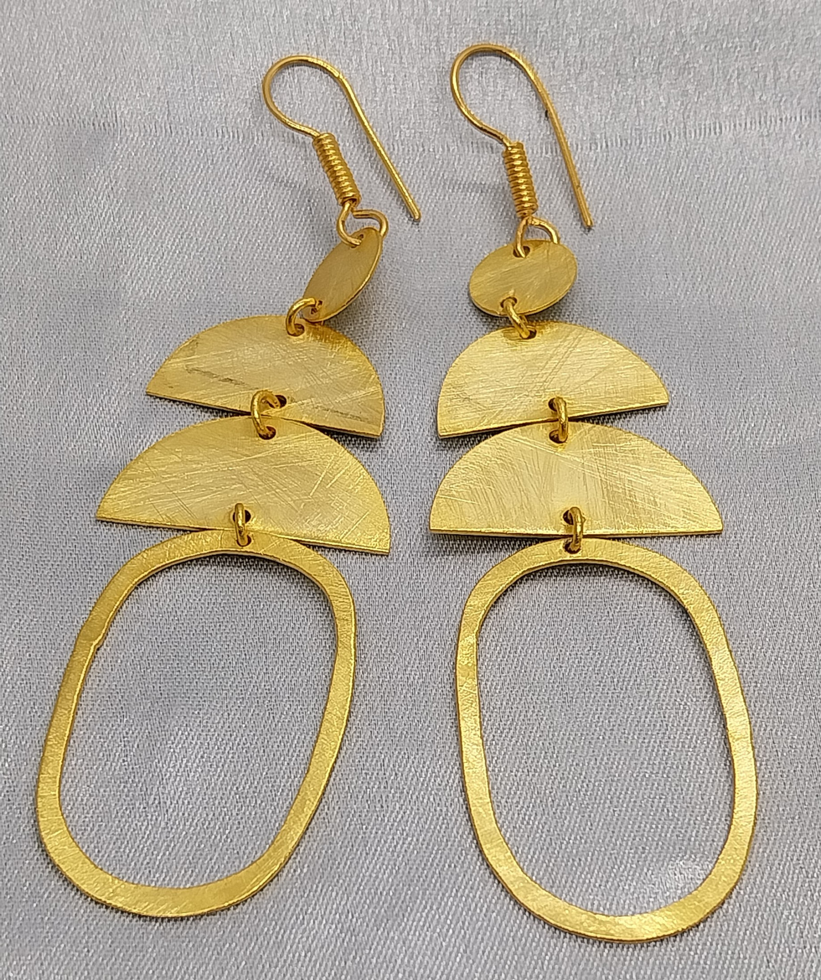 VATAVE 22k GOLD PLATED BRASS EARRING FOR GIRLS AND WOMEN