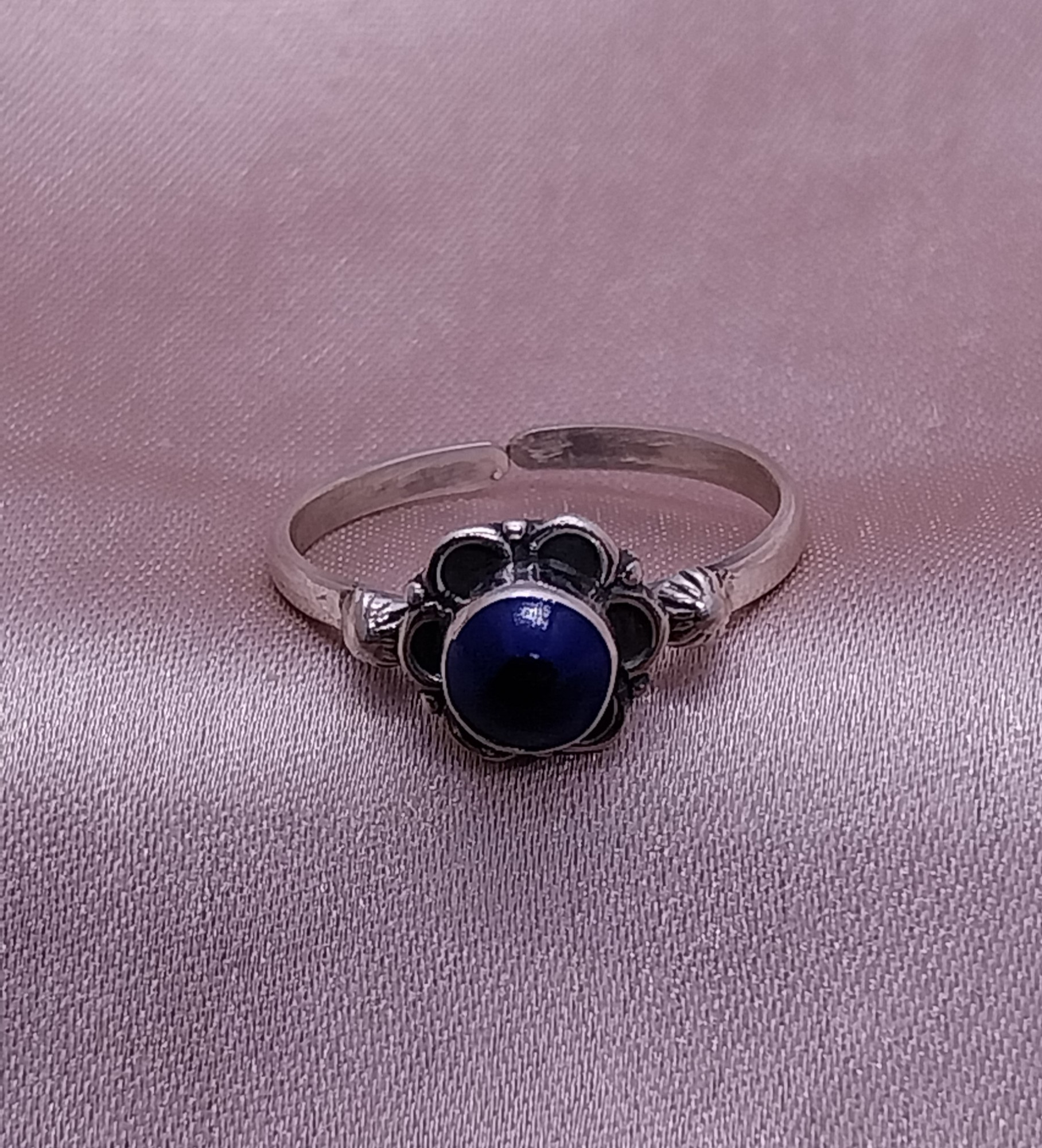 VATVAE 925 SILVER RING WITH ROUND SHAPE LAPIS GEMSTONEFOR GIRLS FOR ALL OCASSION