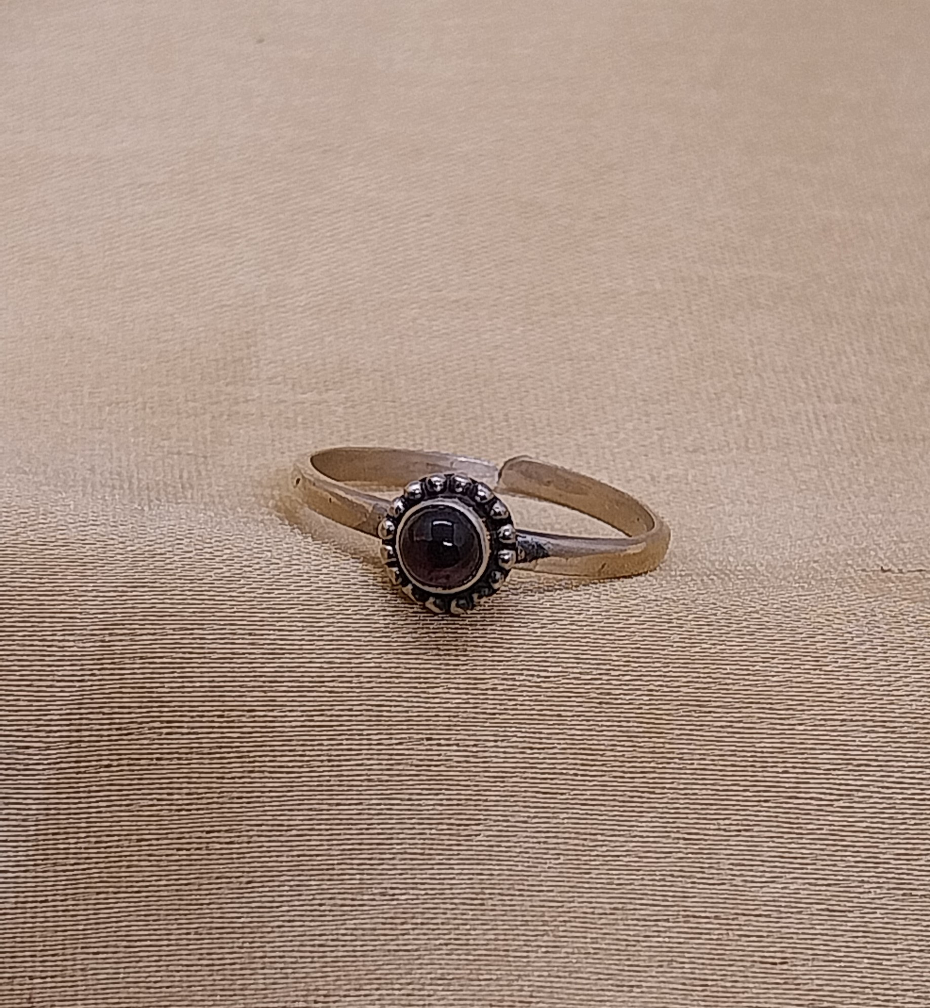 VATAVE 925 SILVER EARRING WITH GARNET GEMSTONE FOR GIRLS AND WOMEN