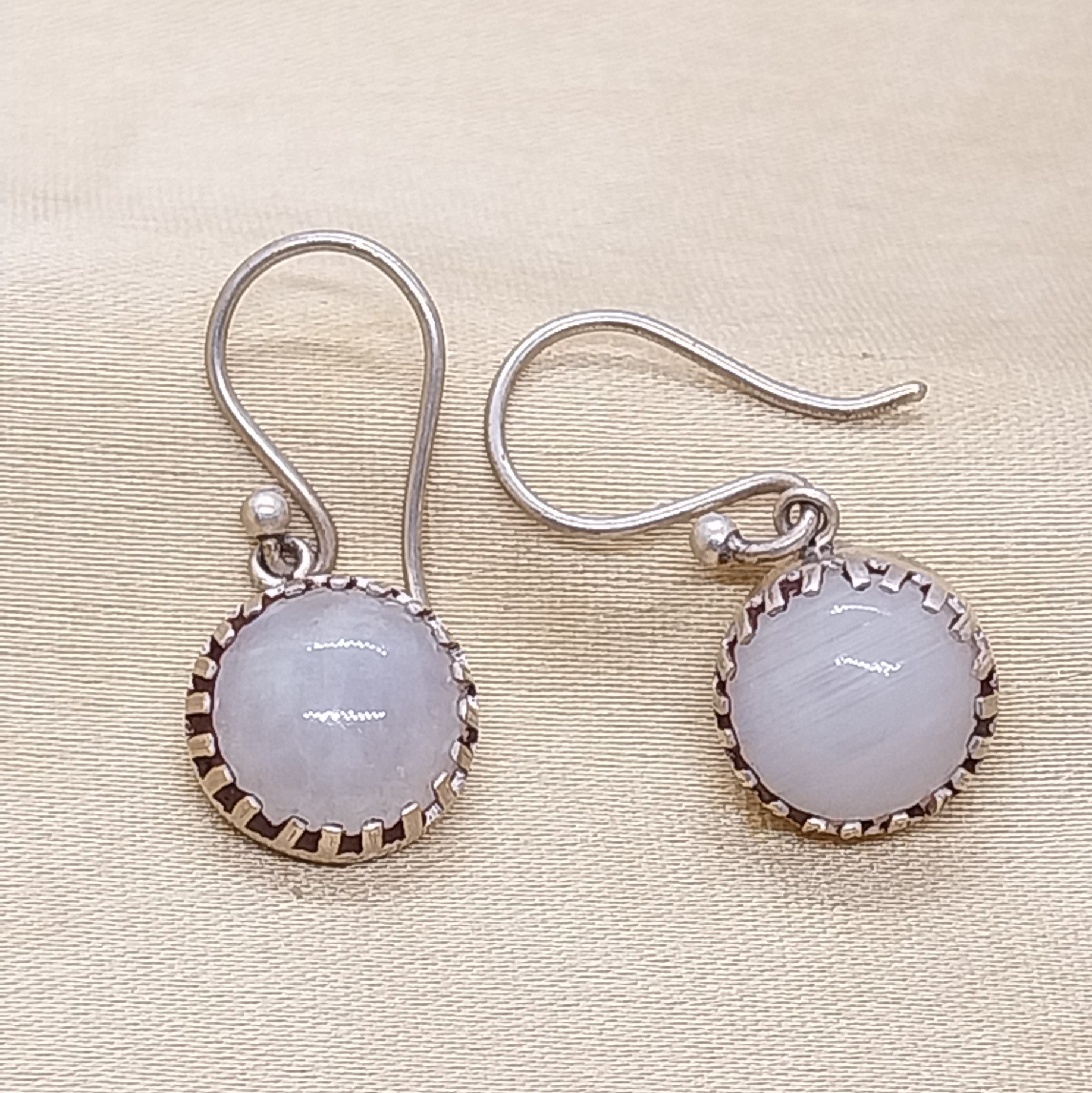 VATAVE 925 SILVER RING WITH RAINBOW MOON STONE FOR GIRLS AND WOMEN