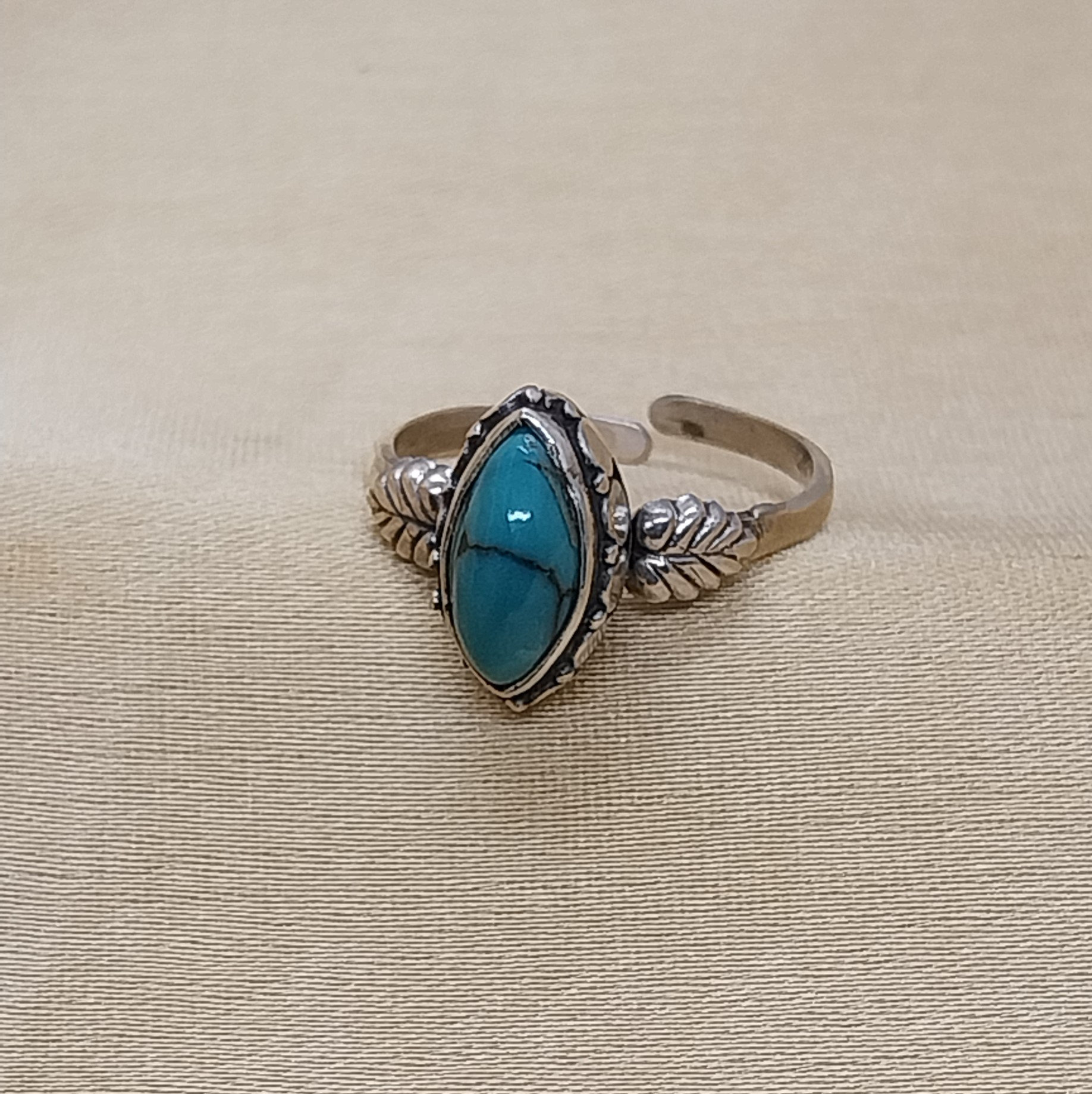 VATAVE 925 SILVER RING WITH TURQUISE GEMSTONE FOR GIRLS AND WOMEN