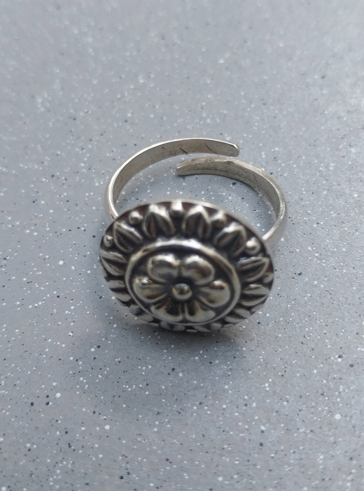 Vatave 925 Silver Flower Ring for Girls and Women