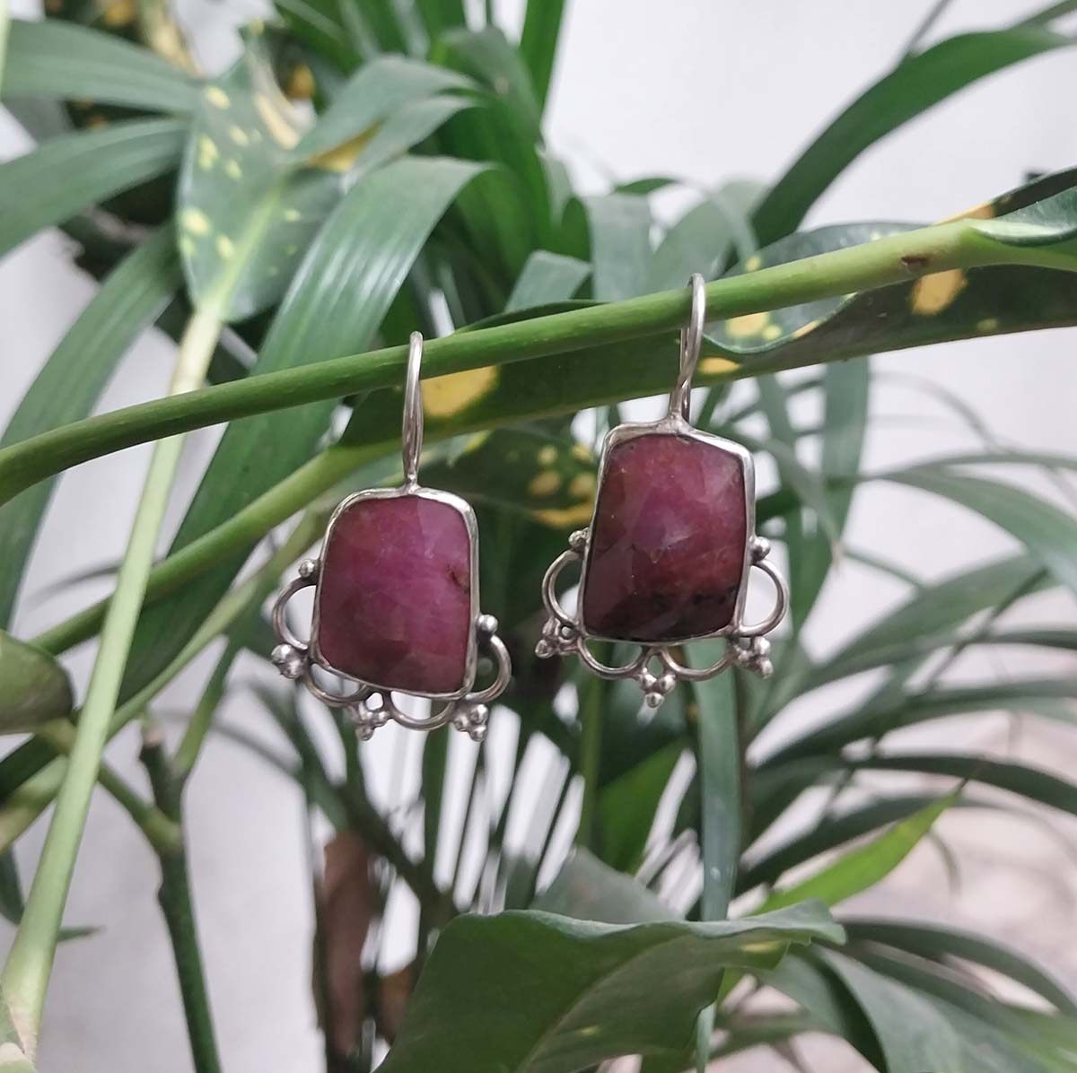 VATAVE 925 Silver Earring With Red Color Gemstone For Daily Use