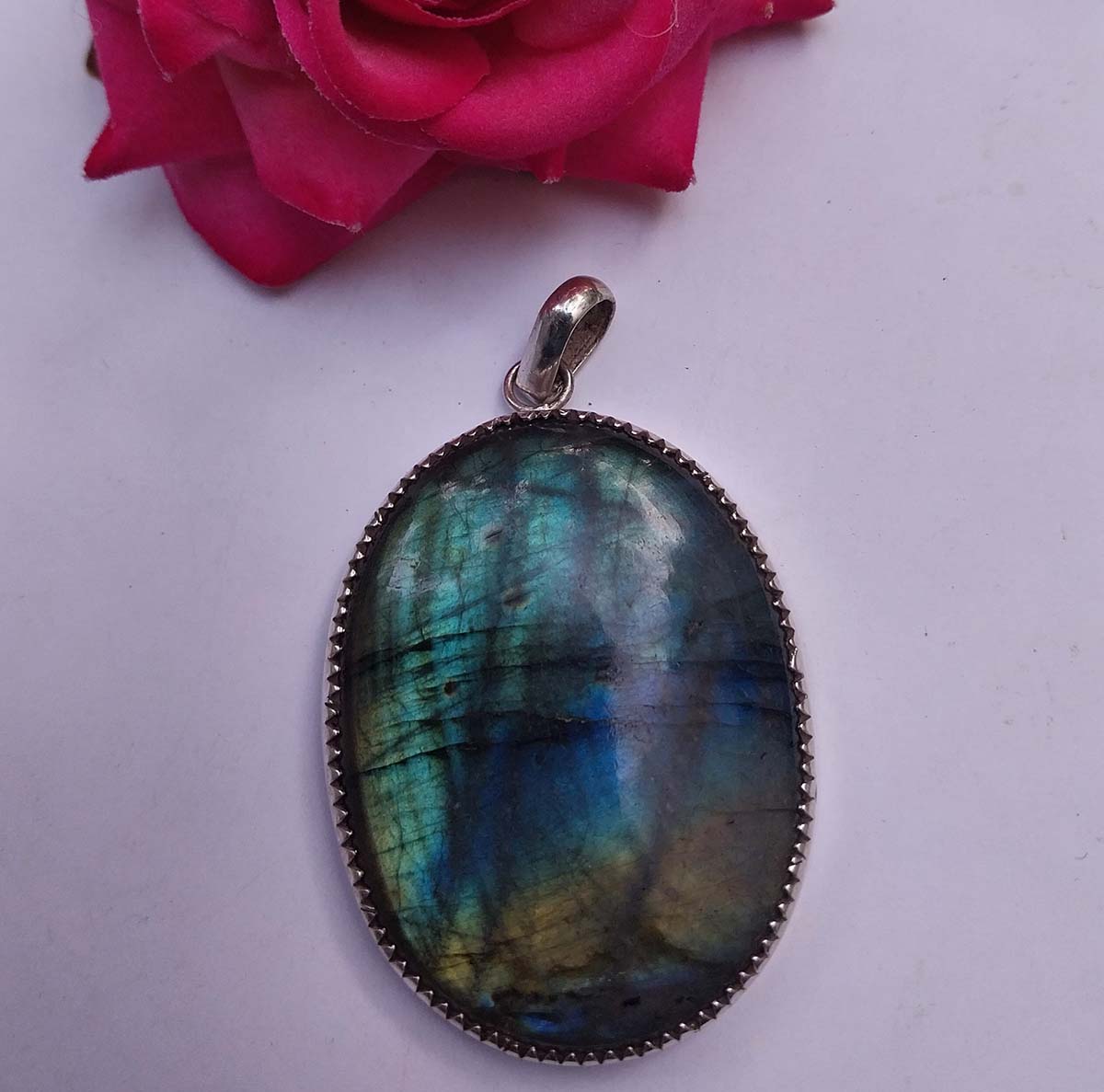 VATAVE 925 Silver Jewelry Pendnat With Big Size Oval Laboride Gemstone