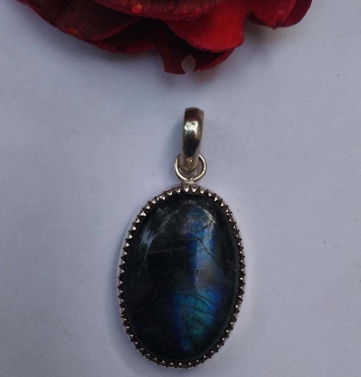 VATAVE 925 Silver Jewelry Pendnat With Oval Shape Laboride