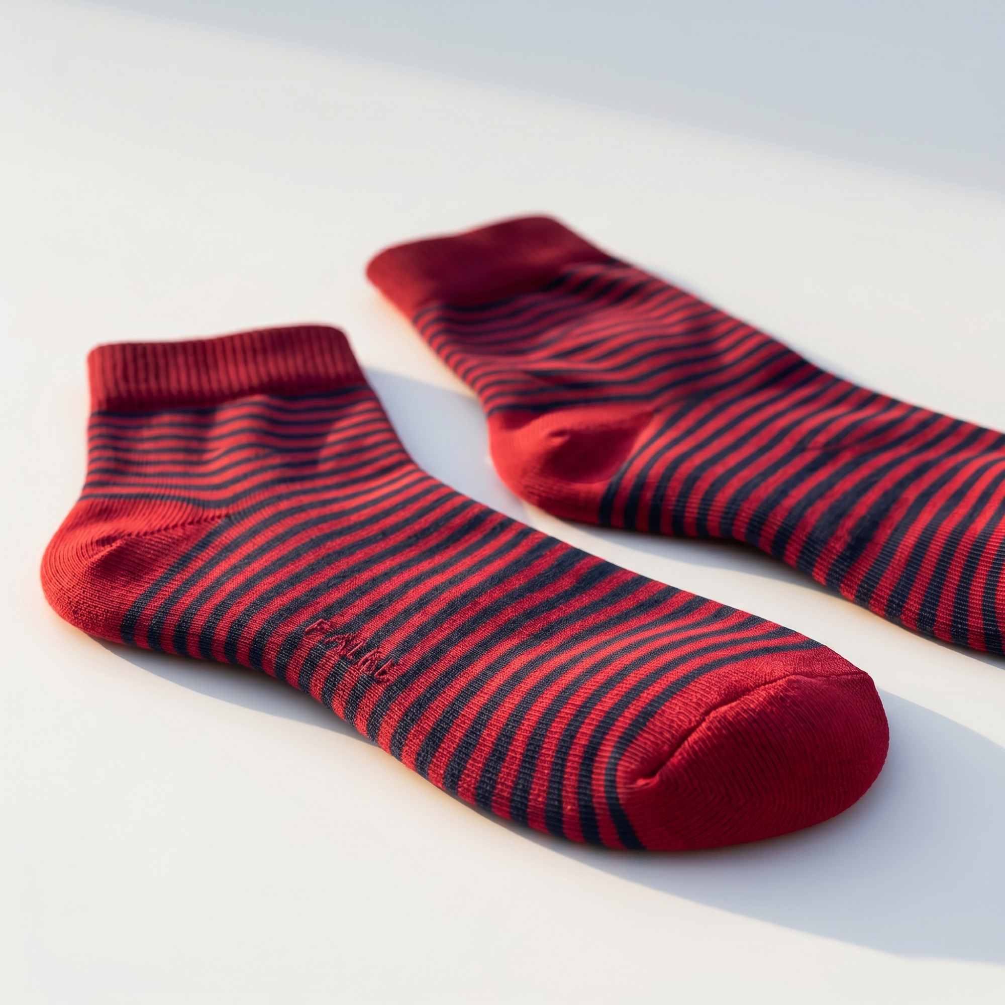 Merino Wool Blend Ankle Socks- Red