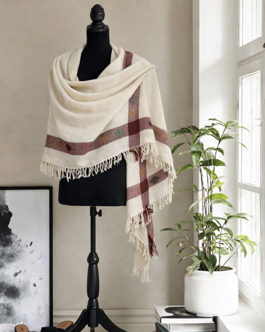 Ivory Nomad Weave Stole