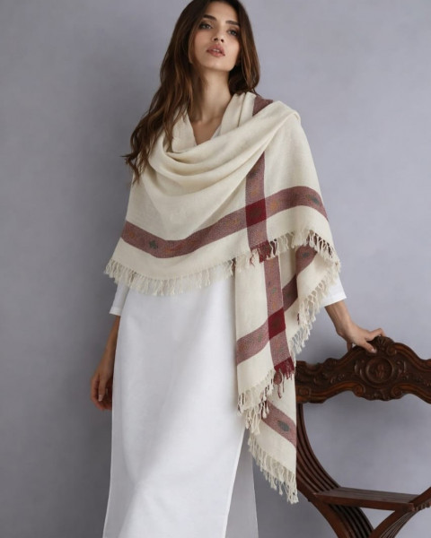 Image of Ivory Nomad Weave Stole