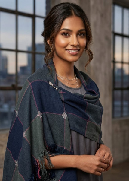 Image of Nocturne Ember Grid Shawl