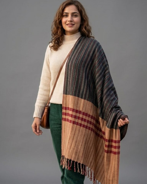 Image of Noir Tahlia Stole