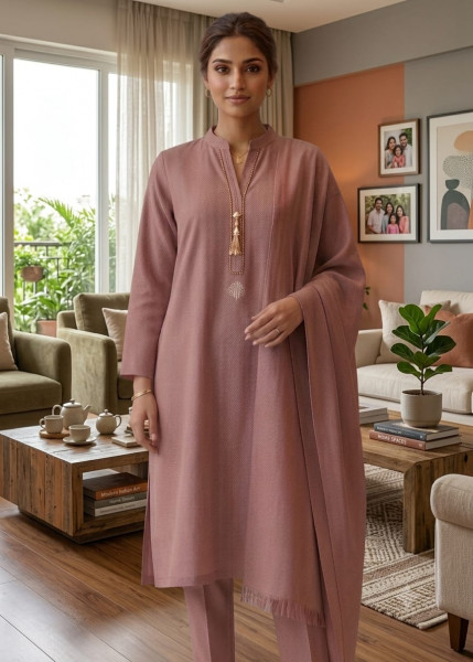 Image of Rosé Herringbone Étoffe Suit
